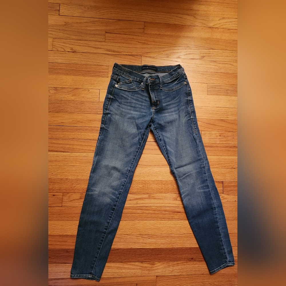 Rock and Republic Skinny Jeans Size 6